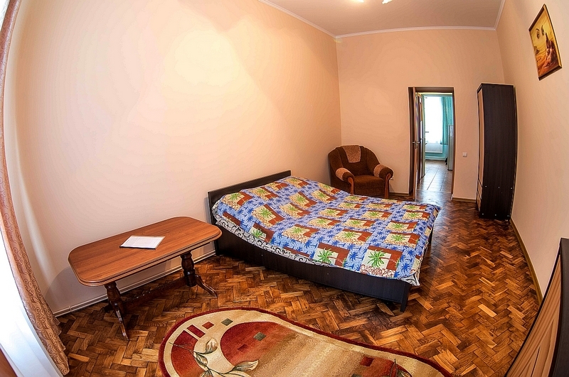 Уютная 1-ком.кв. в 10мин. ходьбы пешком к Оперному... #10