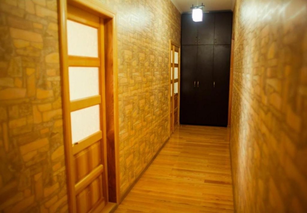 Светлая, просторная трехкомнатная квартира после р... #4