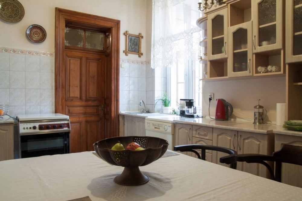 Четырехкомнатные уникальные апартаменты в самом се... #16