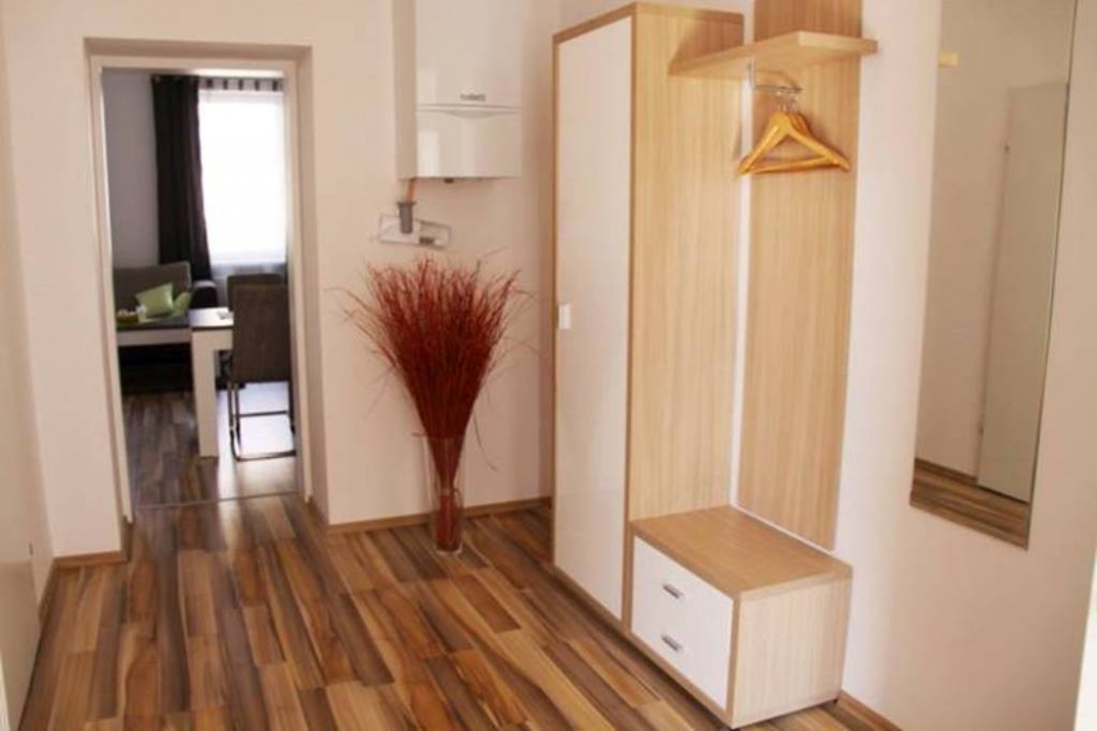 Прекрасная трехкомнатная квартира в нескольких мет... #9