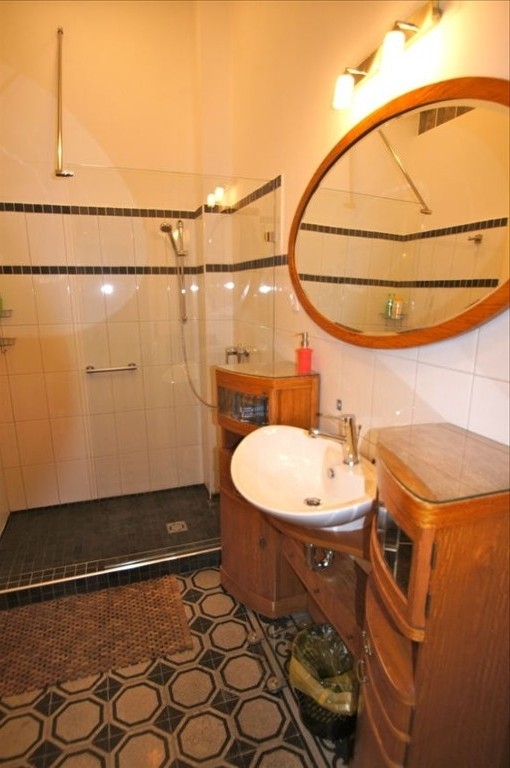 Приятная теплая квартира в стиле арт-деко #11