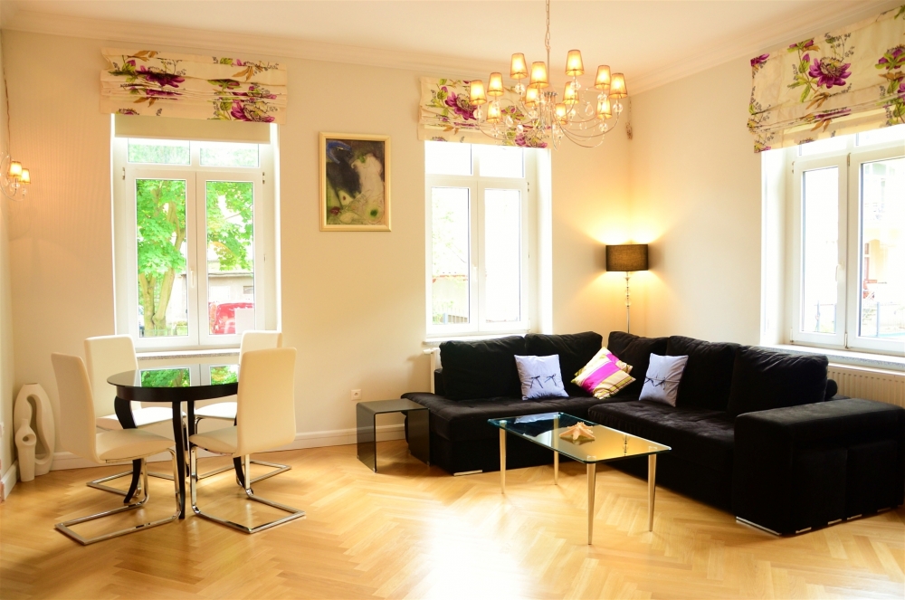 Просторная, изысканная и в то же время лаконичная... #13