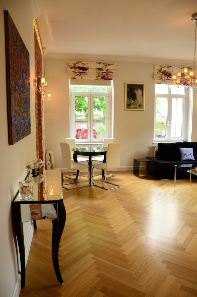 Просторная, изысканная и в то же время лаконичная... #14