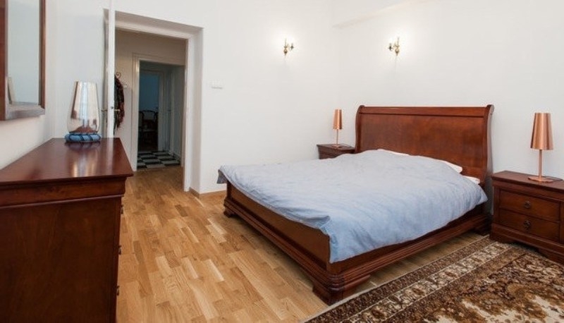 Просторная двухкомнатная квартира #9