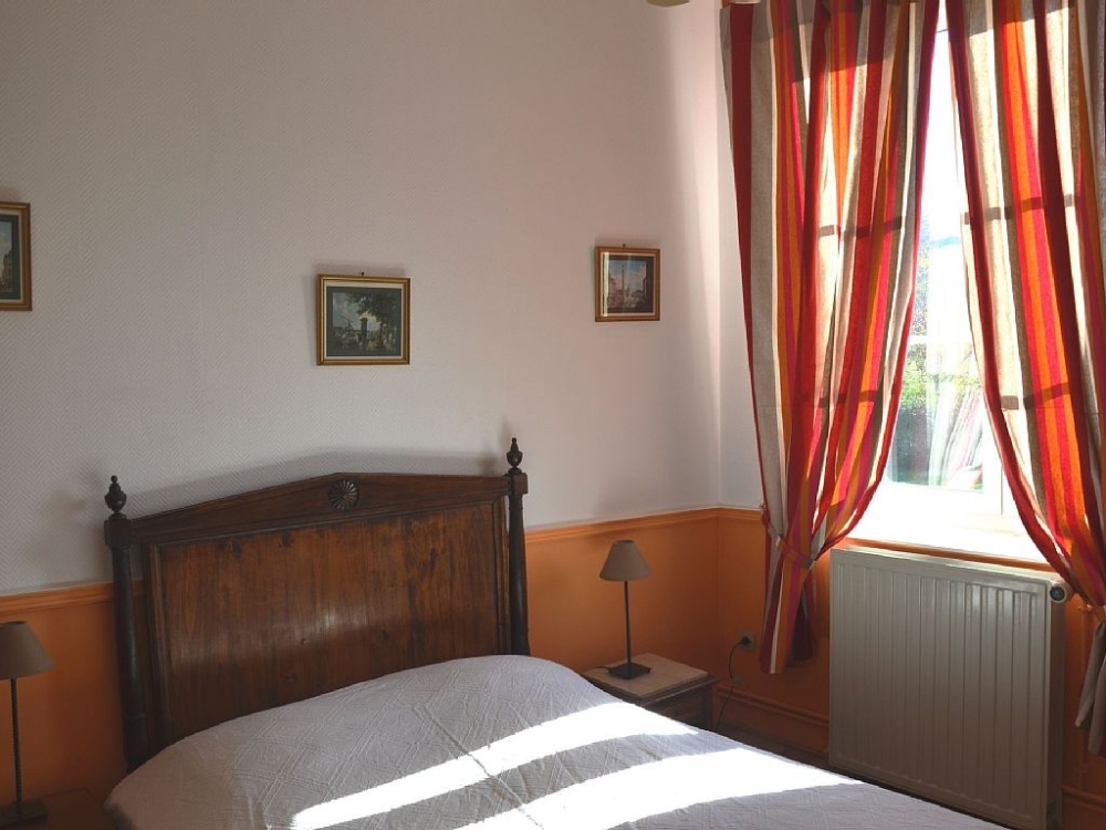 Необычные и необыкновенные апартаменты в старинном... #4