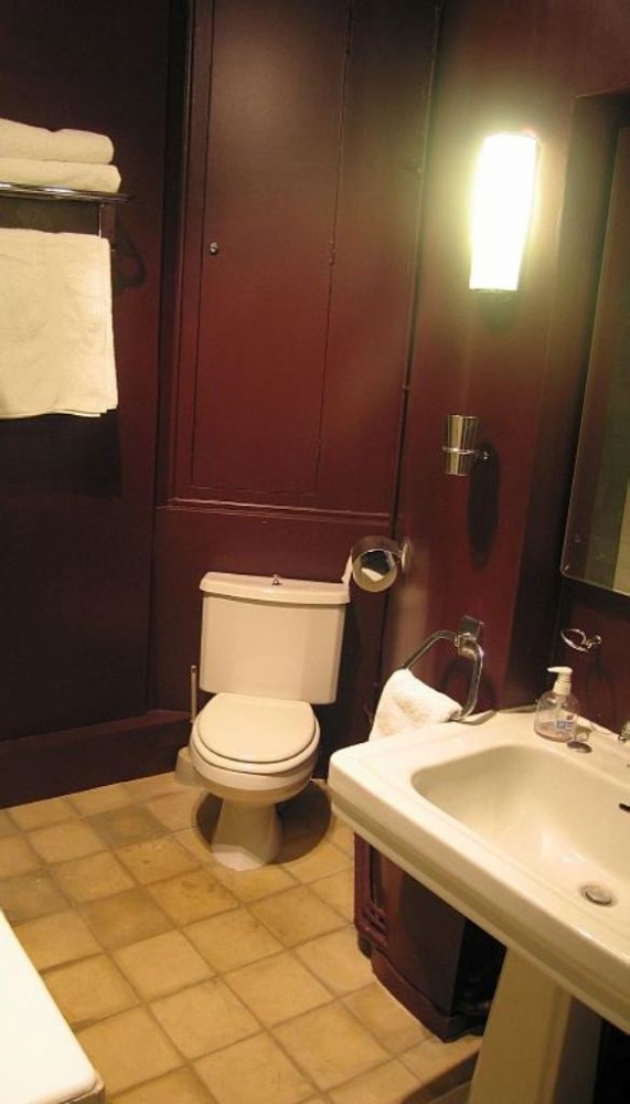 Необычные и необыкновенные апартаменты в старинном... #5