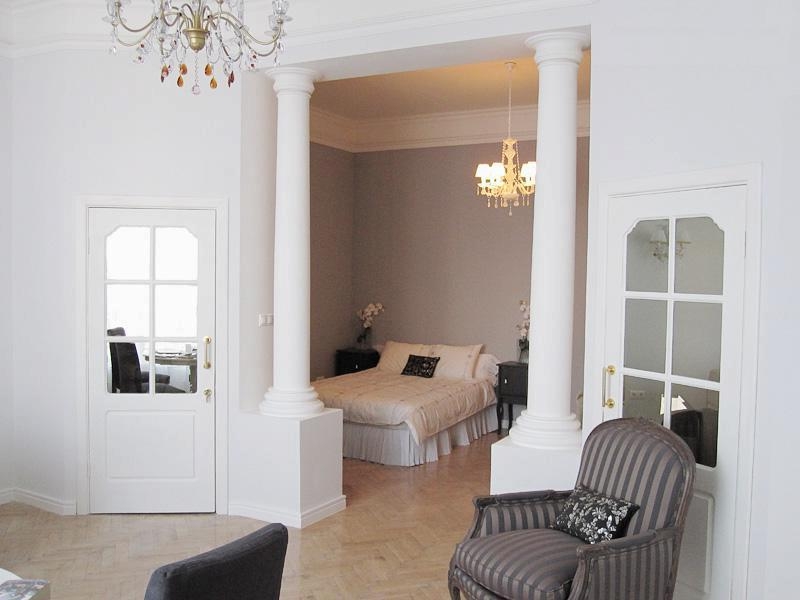 Спокойная, выдержанная в светлых тонах квартира уд... #11