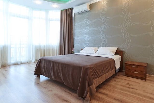 Квартира в новом доме в Киеве посуточно. Метро Лук... #23