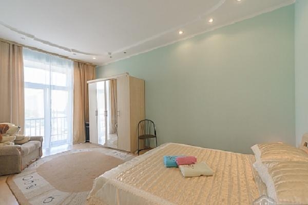 2-к студио, м. Кловская #3