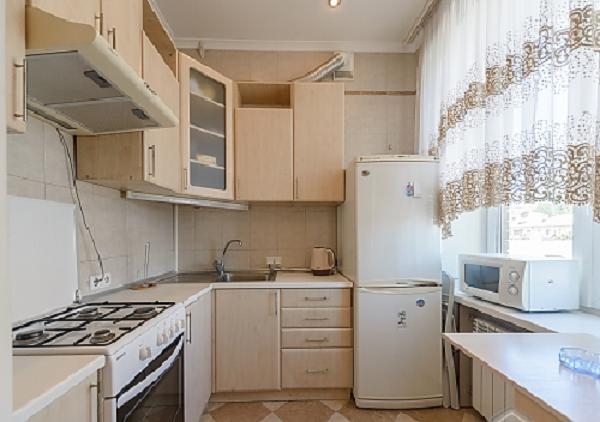 2-к студио, м. Кловская #8