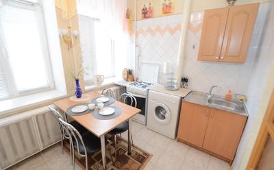 Апартаменты с одной спальней на Подоле #2