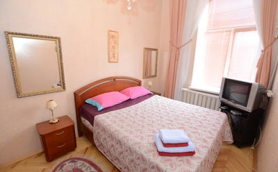 Апартаменты с одной спальней на Подоле #3