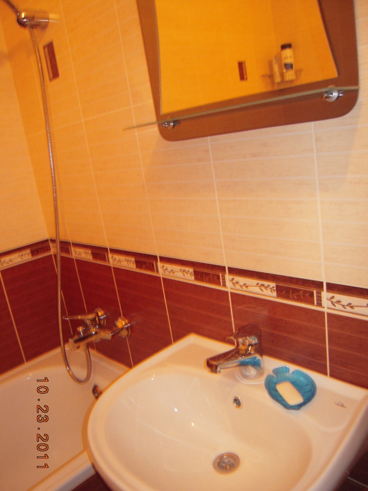 Посуточно однокомнатная на Троещине #3