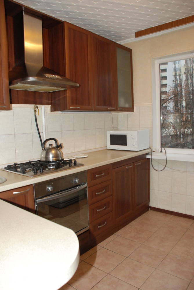 2-ком квартира, метро 