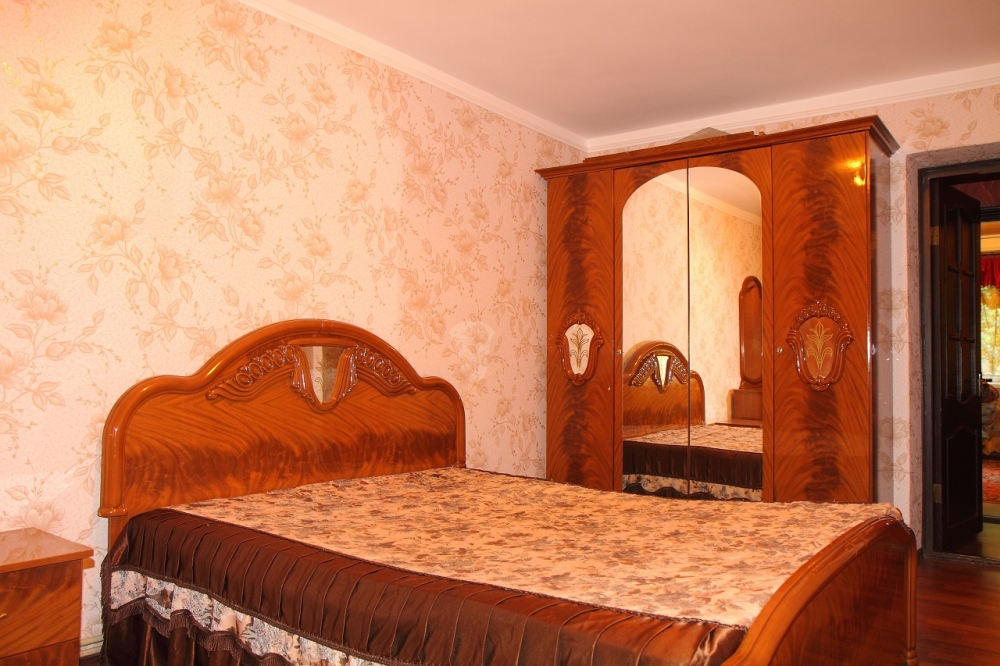 Сдам 2-х комн.квартиру в р-не набережной #2