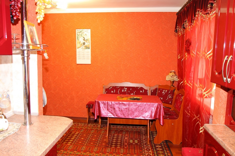 Сдам 2-х комн.квартиру в р-не набережной #6