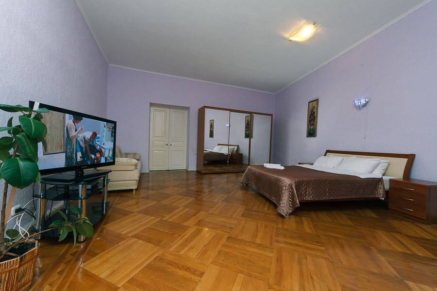 Посуточно 4-х комнатная квартира в самом центре Ки... #10