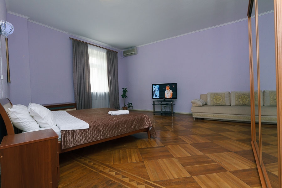 Посуточно 4-х комнатная квартира в самом центре Ки... #11