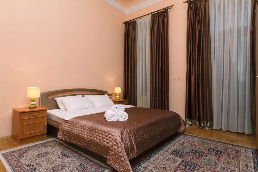 Квартира с камином в центре Киева 4 комнаты #9