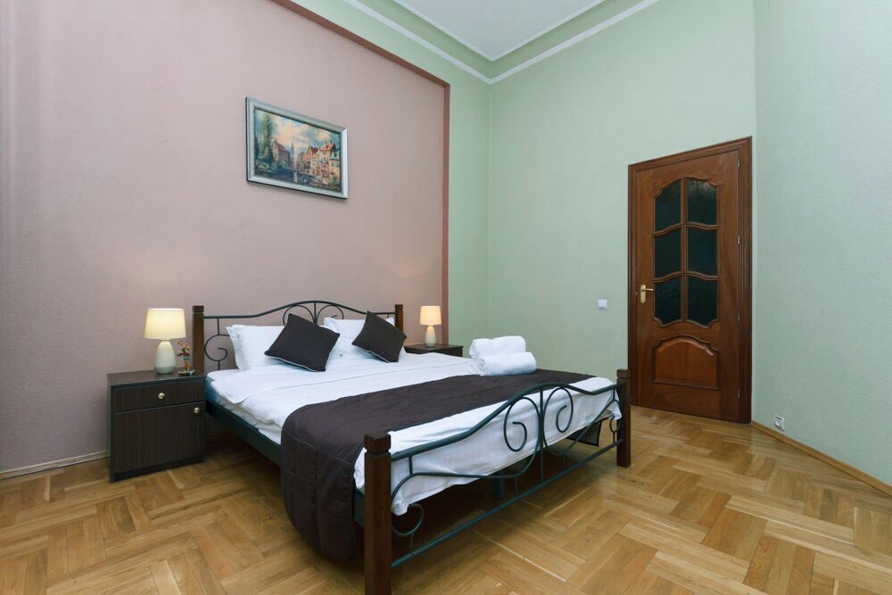 Квартира с камином в центре Киева 4 комнаты #12