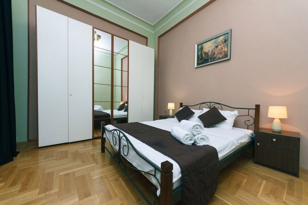 Квартира с камином в центре Киева 4 комнаты #16