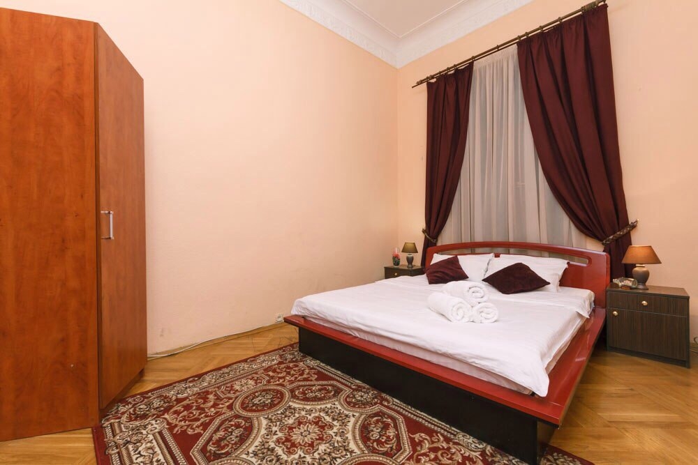 Квартира с камином в центре Киева 4 комнаты #17