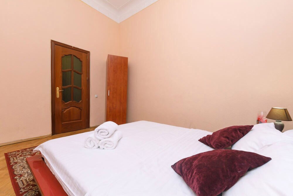 Квартира с камином в центре Киева 4 комнаты #18