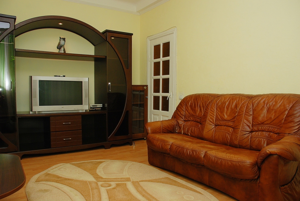 2-х ком.кв. бул.Т.Шевченко, 2 в центре Киева #3