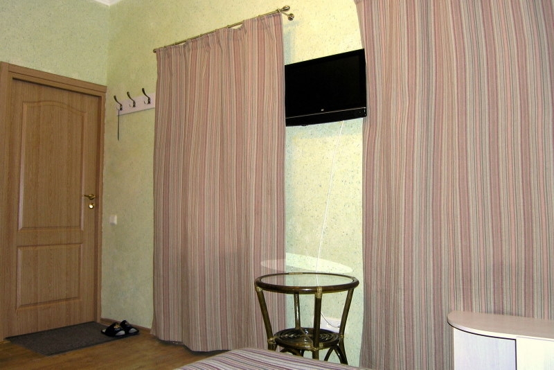 Однокомнатная квартира в самом центре Харькова #2