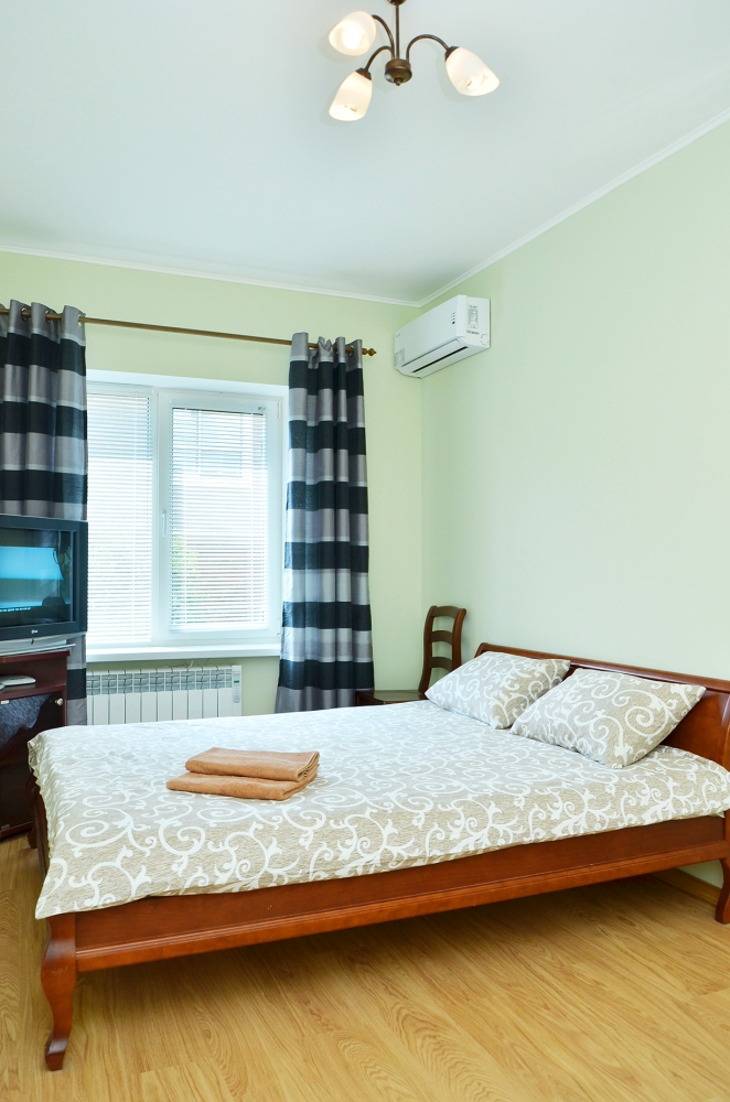 Сдам посуточно/почасово 1к квартиру в Голосеевском... #12