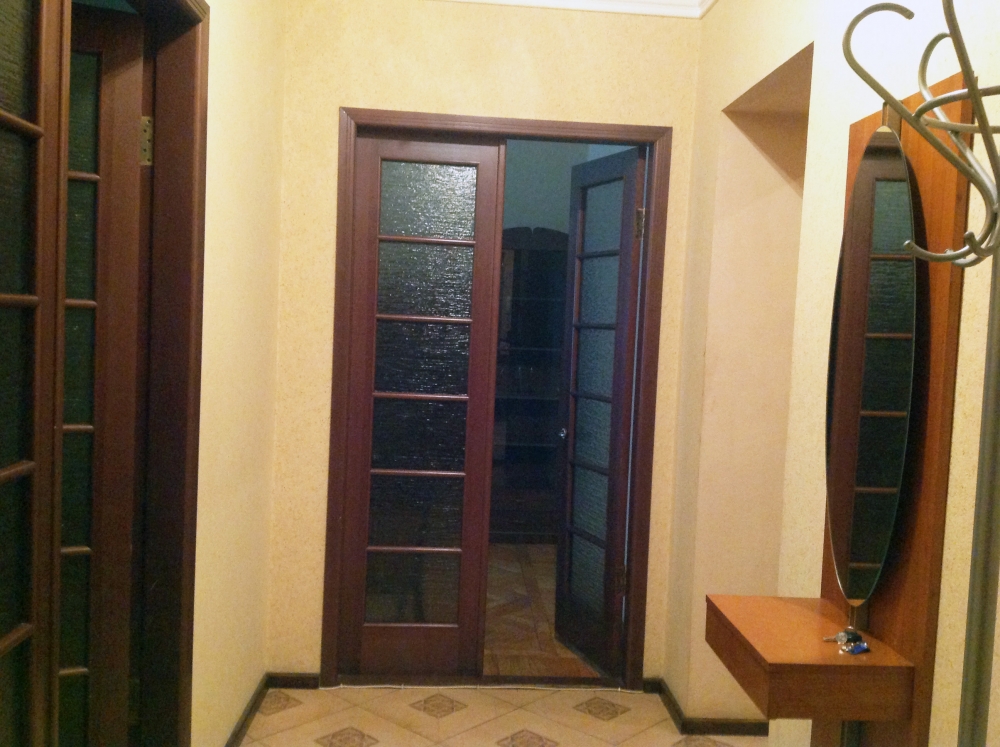 3к квартира около метро пл. Конституции, центр #2