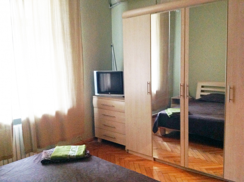 3к квартира около метро пл. Конституции, центр #9