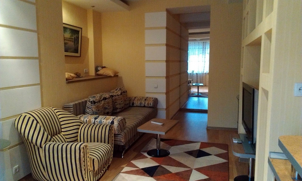 Сдам квартиру в центре посуточно #8