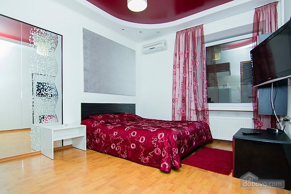 Сдам квартиру в центре посуточно #2