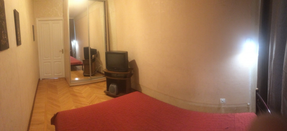 Квартира посуточно. Ст.м.23-го Августа (1мин.) #11