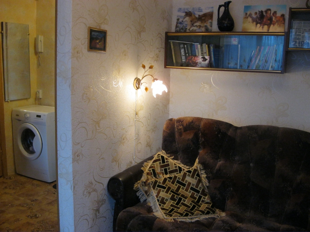 Сдам 1-к квартиру, ул. Титова. Посуточно, почасово... #6