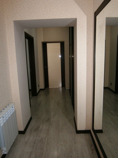 Светлая, просторная, 2-х комнатная квартира, Центр... #7