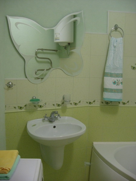 Посуточно 2-комнатная квартира возле метро 