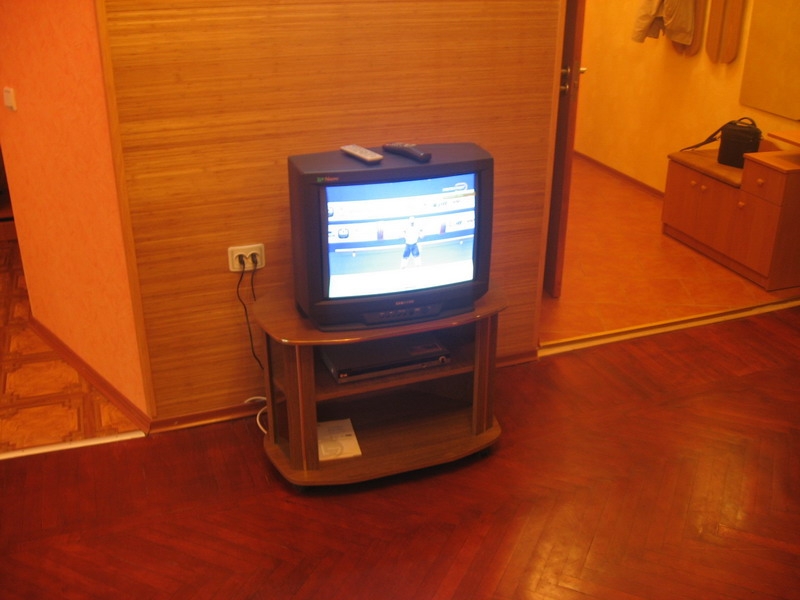 Посуточно 2-комнатная квартира возле метро 