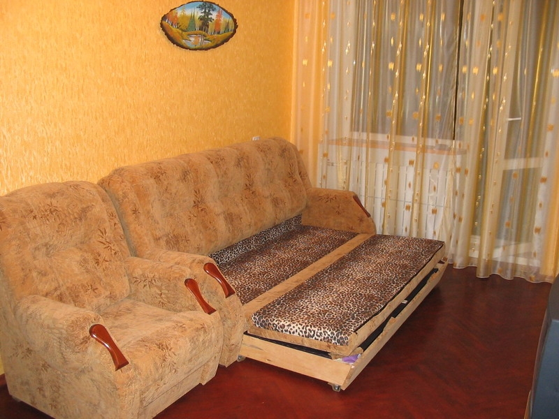 Посуточно 2-комнатная квартира возле метро 