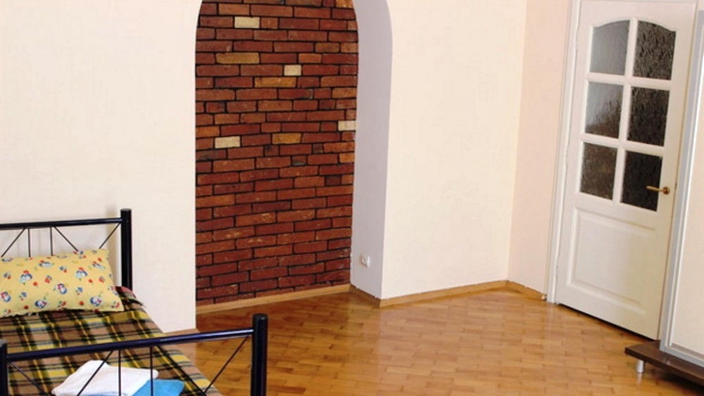 Лаконичные трехкомнатные апартаменты в историческо... #18