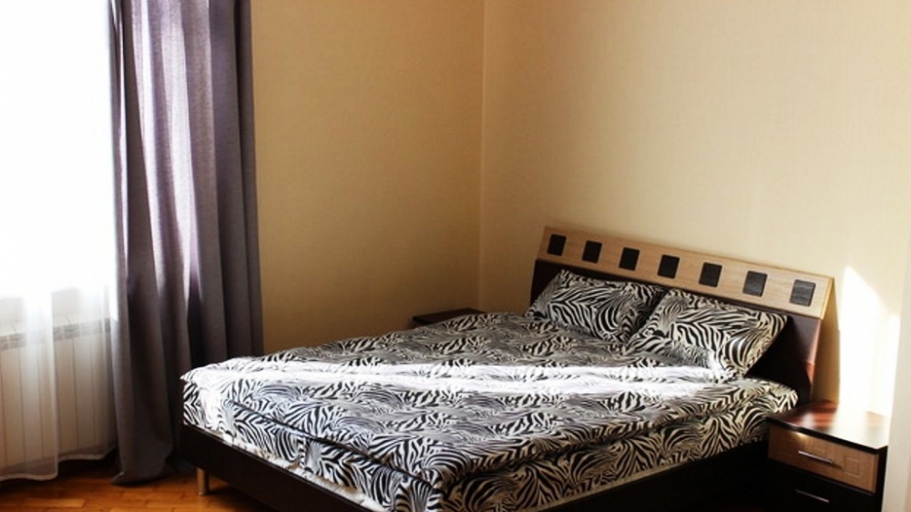 Лаконичные трехкомнатные апартаменты в историческо... #19