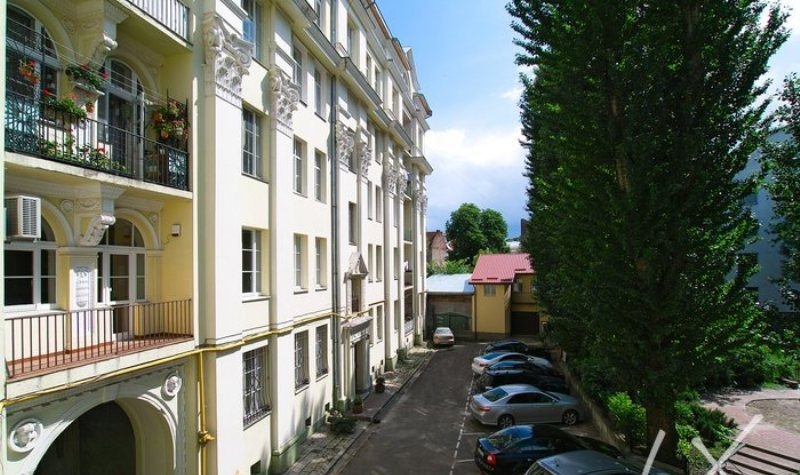 Трехкомнатная квартира высокого класса в центре Ль... #31