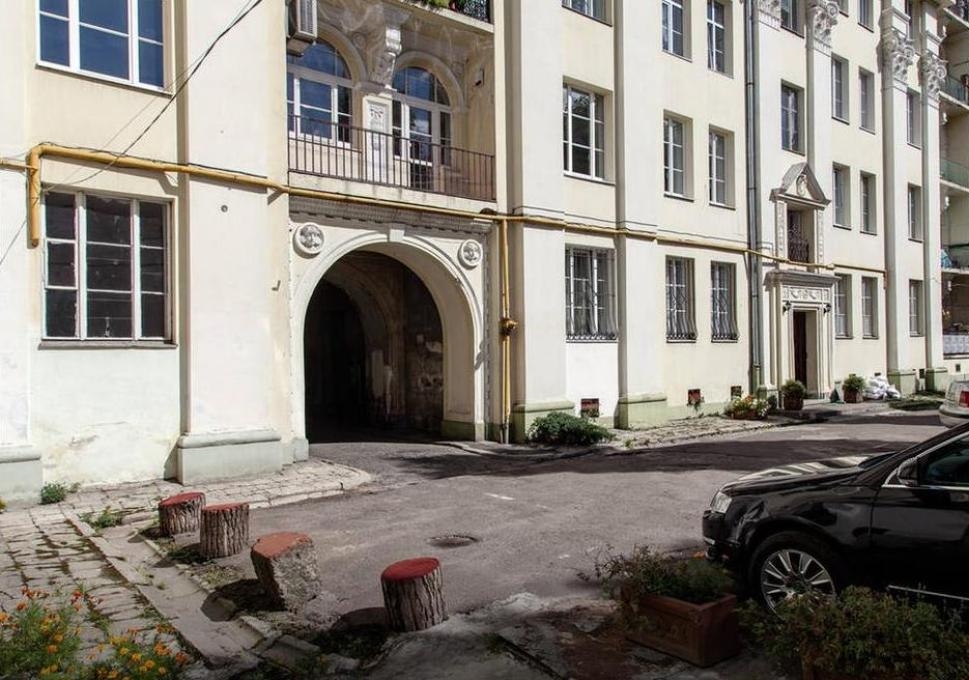 Трехкомнатная квартира высокого класса в центре Ль... #35