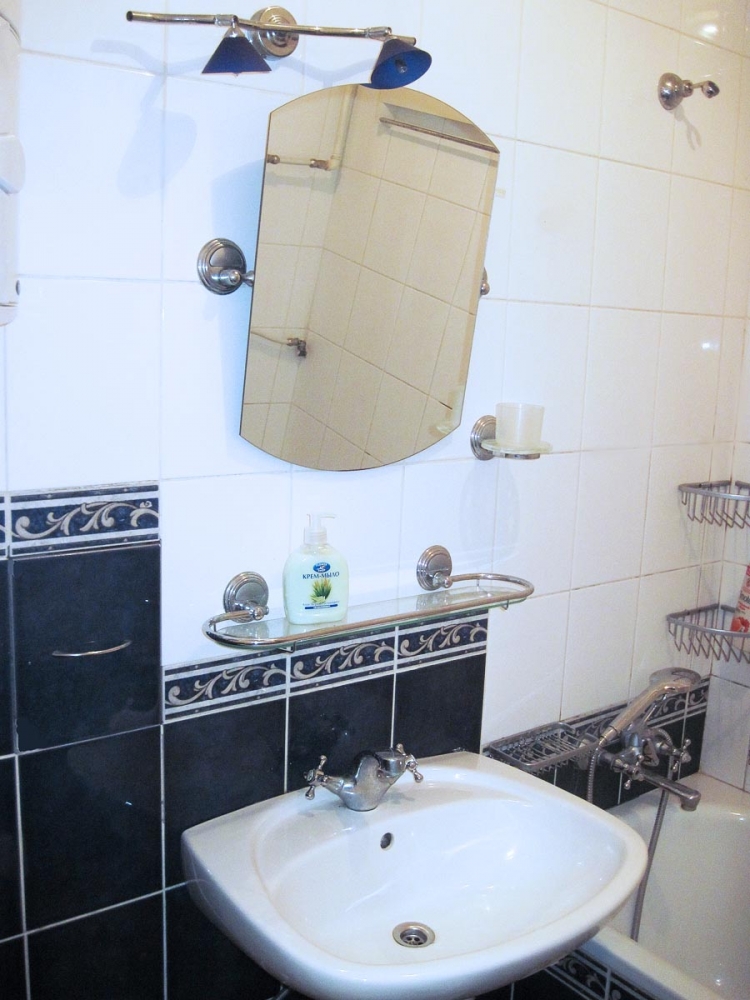 Одесса. Центр. ул.Троицкая. Море рядом! Дельфинари... #8