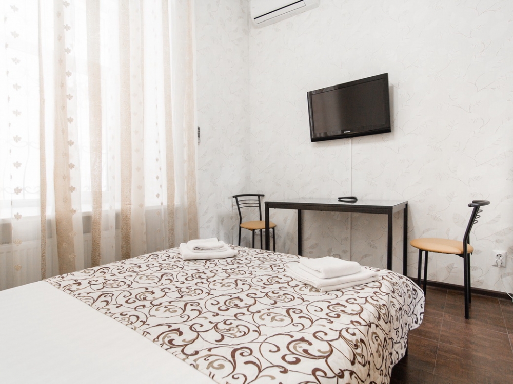 Однокомнатная квартира на улице Екатерининской #5