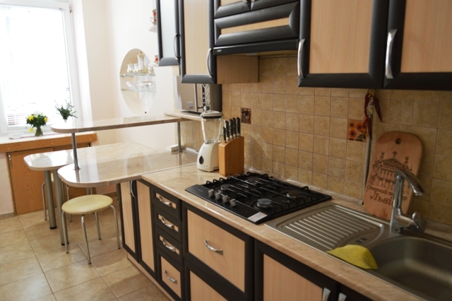 Квартира в центре Львова в австрийском доме #4