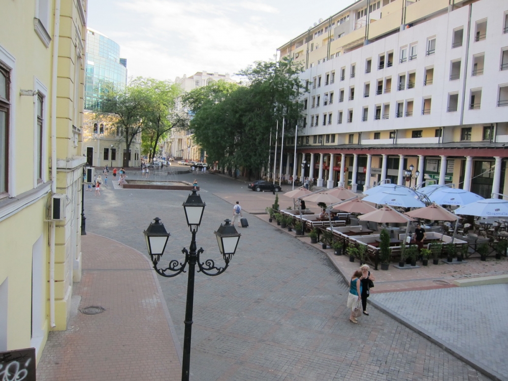 Двухкомнатная квартира на улице Дерибасовской #18