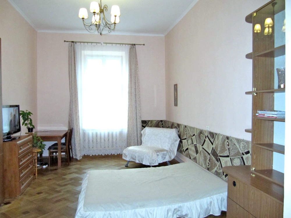 Просторная и светлая квартира в центре Львова #9