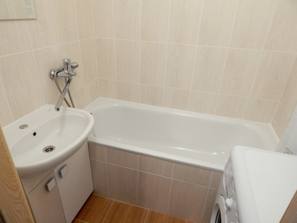 Лукьяновка, 2-комнатная, посуточно #3